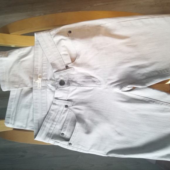 Eileen Fisher Women's White Skinny Jeans - Picture 3 of 4